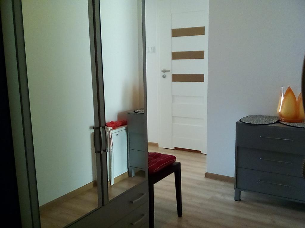 Karmazynowy Apartament Nad Morzem Apartment โควอบเซก ภายนอก รูปภาพ