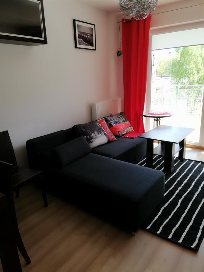 Karmazynowy Apartament Nad Morzem Apartment โควอบเซก ภายนอก รูปภาพ